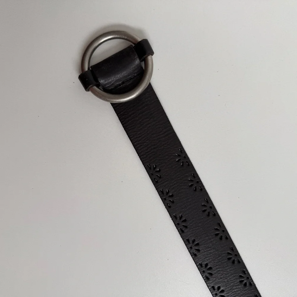 N/A leather belt